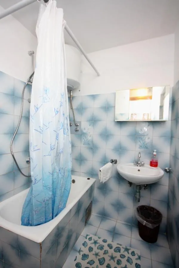 Apartment Kampor 4984B